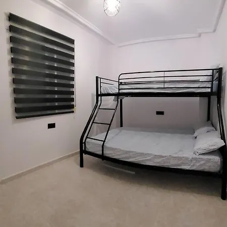 Bajo Con Terraza Y Piscina