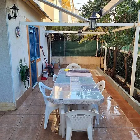 Bajo Con Terraza Y Piscina Apartment *