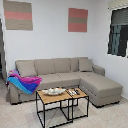 Bajo Con Terraza Y Piscina Torrevieja
