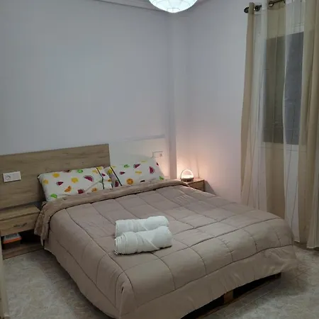 Bajo Con Terraza Y Piscina Torrevieja