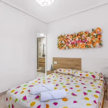 Apartment Bajo Con Terraza Y Piscina Torrevieja