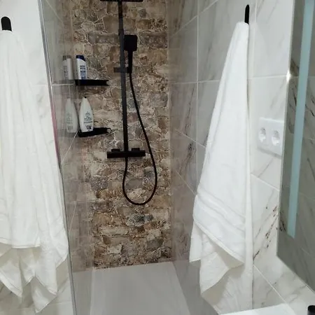 Apartamento Bajo Con Terraza Y Piscina